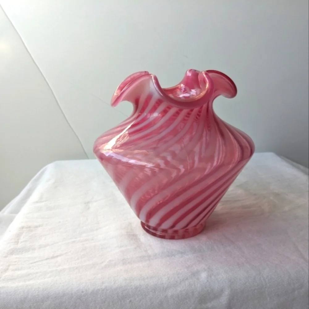 Vintage Cranberry Pink White Candy Cane Handblown Glass Vase Ripple Lip